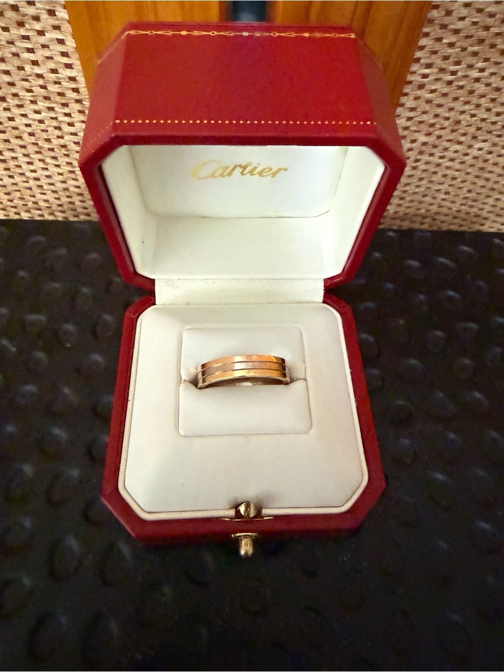 Cartier Vendôme Louis Cartier tri-color 18K gold wedding band - Picture 4 of 7